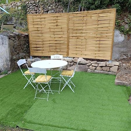 Appartement 2 A 4 Personnes Antraigues 외부 사진