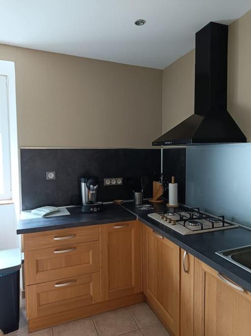 Appartement 2 A 4 Personnes Antraigues 외부 사진