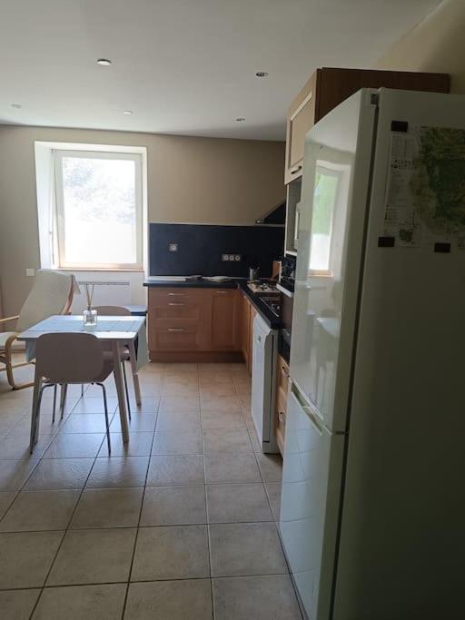 Appartement 2 A 4 Personnes Antraigues 외부 사진