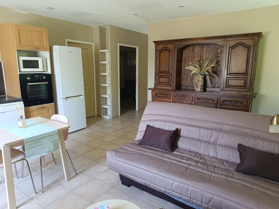 Appartement 2 A 4 Personnes Antraigues 외부 사진